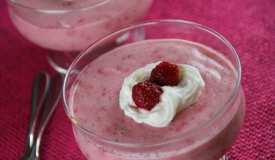 Рецепт мусс из малины и сгущенного молока