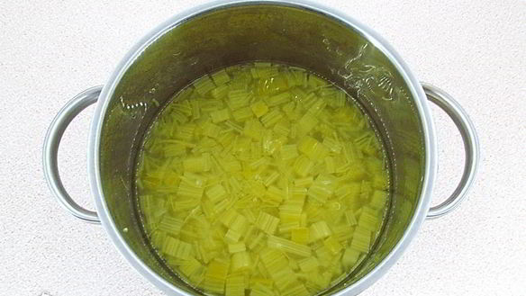 ШАГ 4. мусс из ревеня