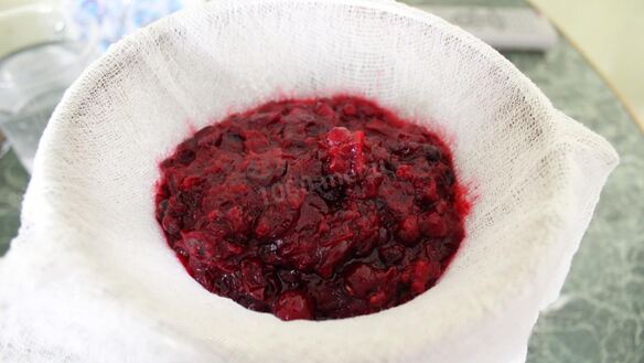 ШАГ 4. мусс клюквенный с манной крупой