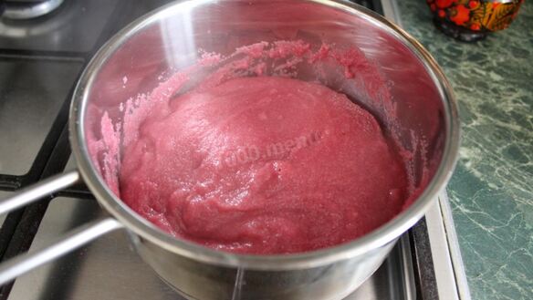 ШАГ 8. мусс клюквенный с манной крупой