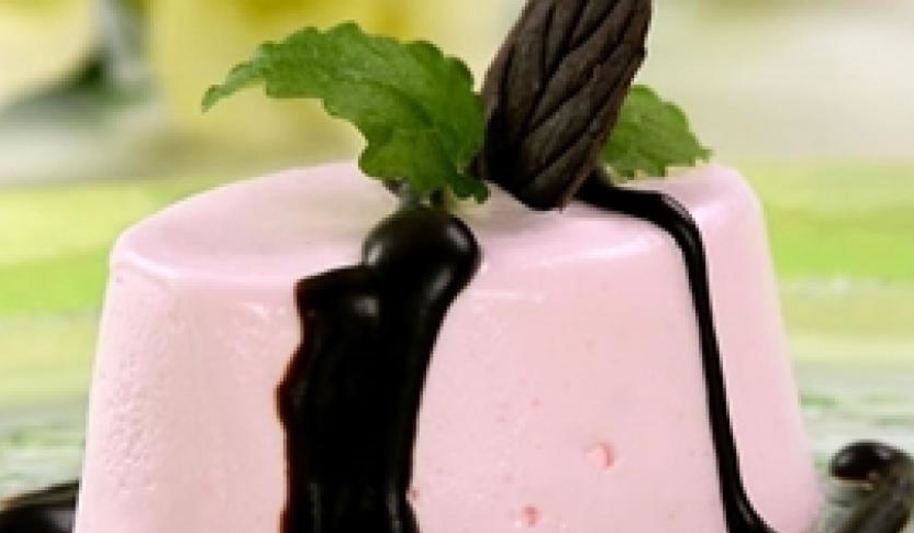 Рецепт мусс молочный с шоколадным соусом