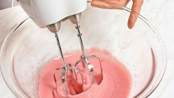 ШАГ 2. мусс с вишневым сиропом