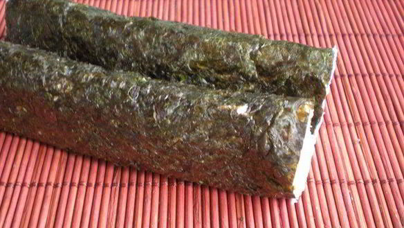 ШАГ 11. рыбный террин с креветочным муссом на подушечке из брокколи