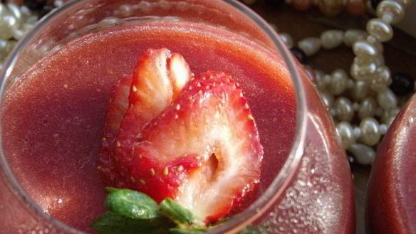 ШАГ 8. шоколадный мусс с клубникой