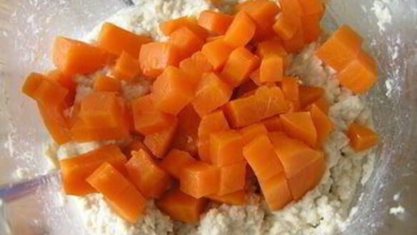 ШАГ 4. торт-мусс с курицей, шпинатом и черри