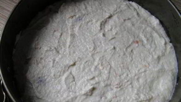 ШАГ 9. торт-мусс с курицей, шпинатом и черри