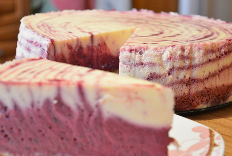 Творожно-черничный муссовый торт