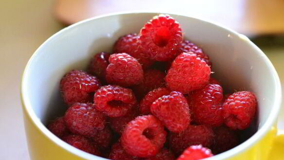 ШАГ 9. творожный торт-мусс с ягодами в белом шоколаде