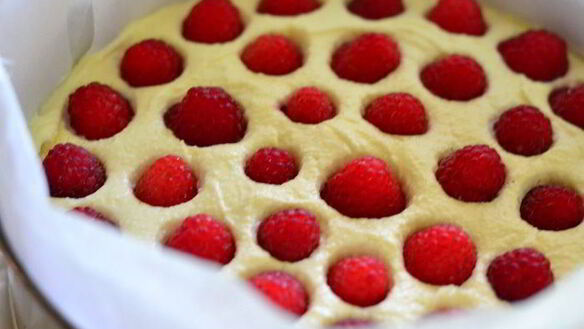 ШАГ 10. творожный торт-мусс с ягодами в белом шоколаде