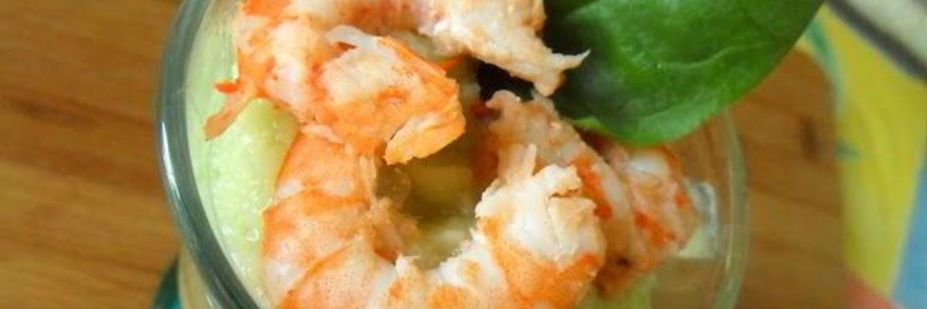 Яблочный мусс с авокадо и креветками