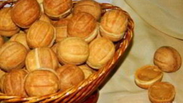 ШАГ 7. орешки со сгущенкой классические