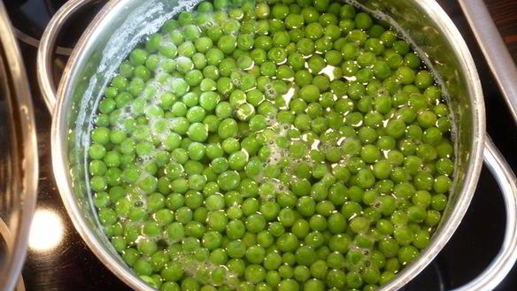 ШАГ 2. панна-котта из зеленого горошка