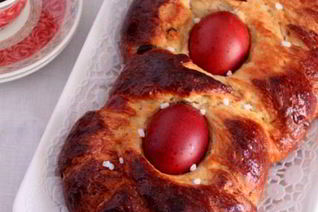 Геческий пасхальный хлеб Цуреки