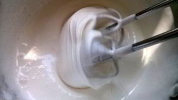 ШАГ 3. глазурь для кулича без яиц