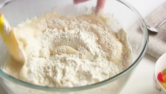 ШАГ 7. кулич пасхальный медовый на воде с цукатами и изюмом