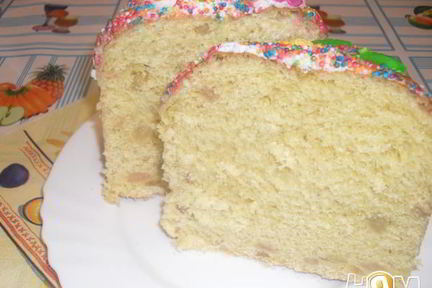 Кулич с изюмом и апельсиновой цедрой