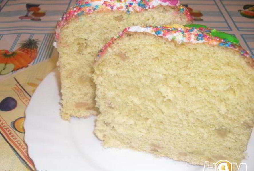 Кулич с изюмом и апельсиновой цедрой