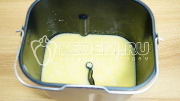 ШАГ 3. кулич в хлебопечке