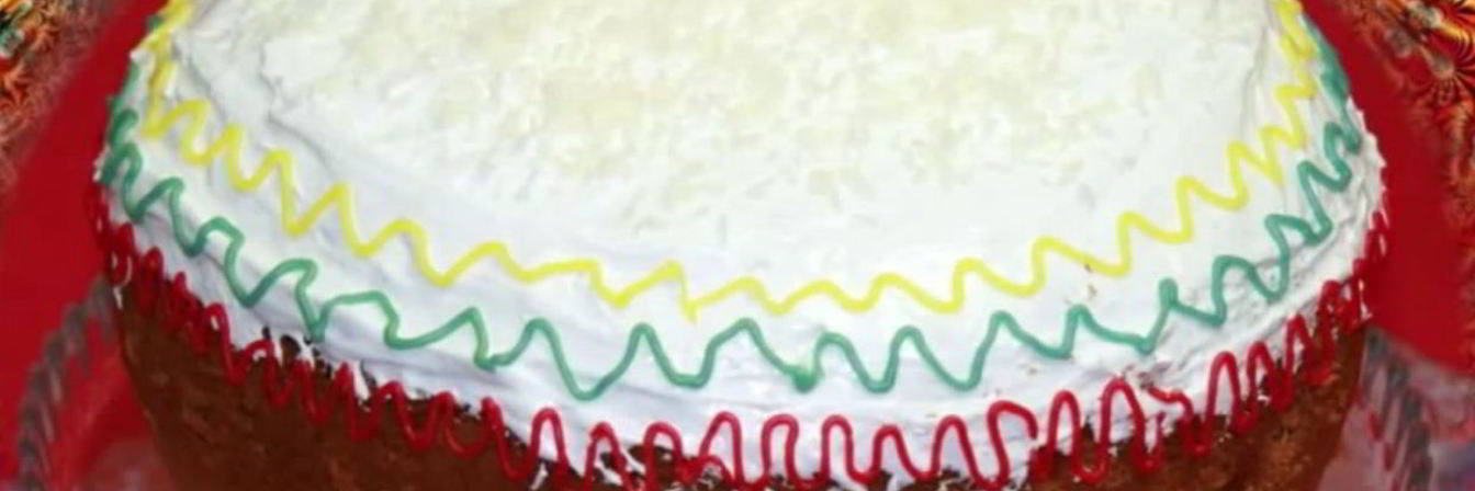 Кулич в мультиварке Редмонд