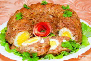 Пасхальное кольцо с яйцами