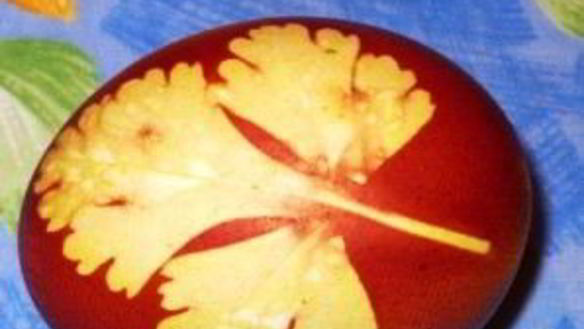 ШАГ 8. пасхальные крашеные яйца