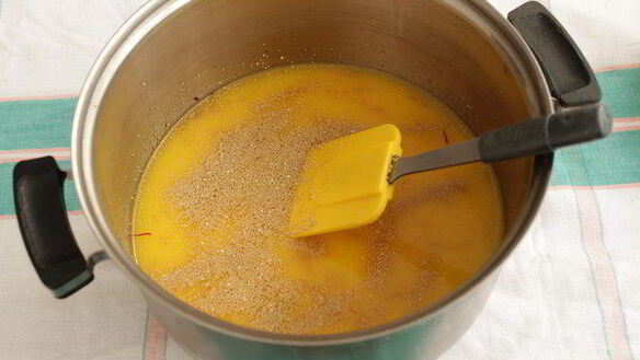 ШАГ 3. шафрановый кулич