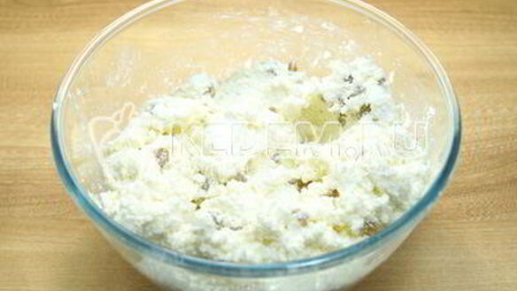 ШАГ 6. творожная пасха с изюмом без яиц