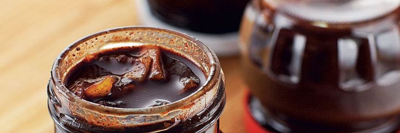 Шоколадный конфитюр с ананасами