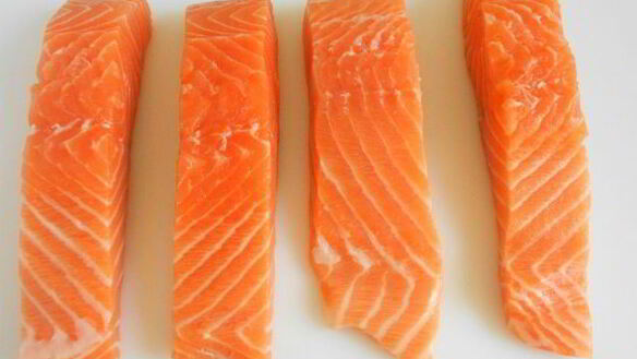 ШАГ 3. слоеный лосось и супербыстрый десерт