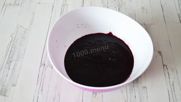 ШАГ 3. сметанное желе с черникой