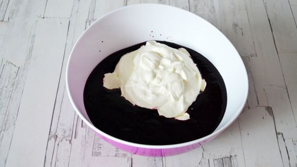 ШАГ 5. сметанное желе с черникой