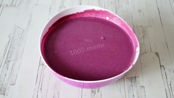 ШАГ 8. сметанное желе с черникой