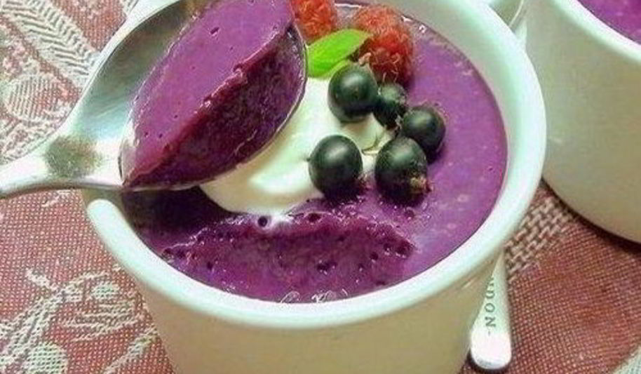 Рецепт десертное суфле из ягод со сгущенкой