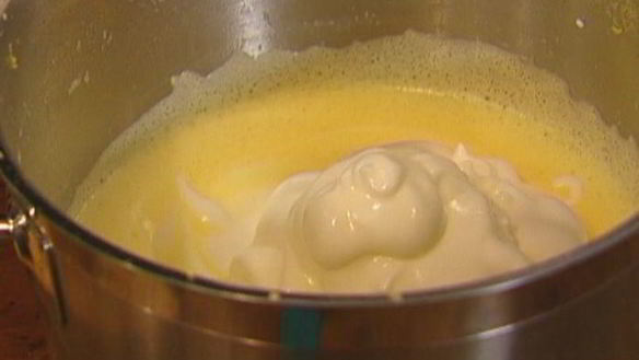 ШАГ 11. молочно-лимонное суфле