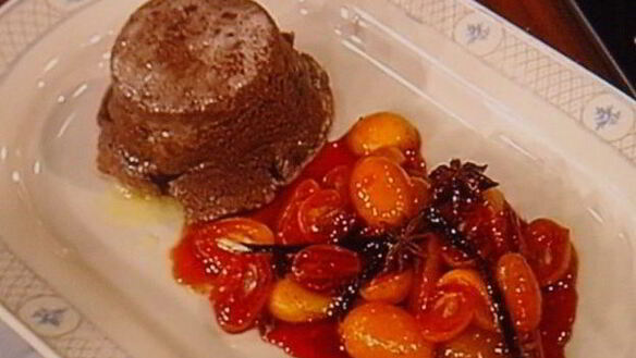 ШАГ 10. шоколадное суфле под кофейным сабайоном с пряным кумкватом