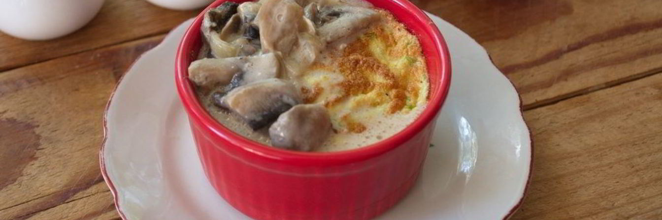 Суфле из кабачков с грибным соусом