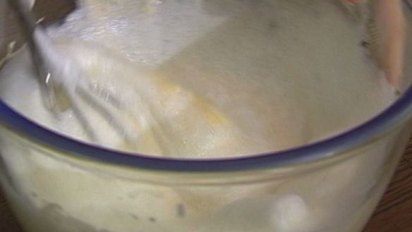 ШАГ 9. суфле из козьего сыра и тимьяна