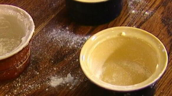 ШАГ 10. сырное суфле c пряностями