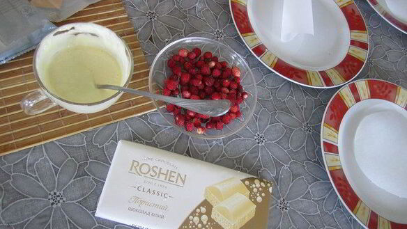 ШАГ 10. торт-суфле мята с земляникой