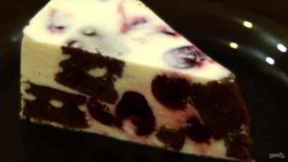 ШАГ 5. торт-суфле с творогом и вишнями