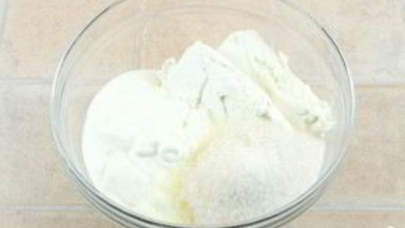 ШАГ 3. торт-суфле с вишней