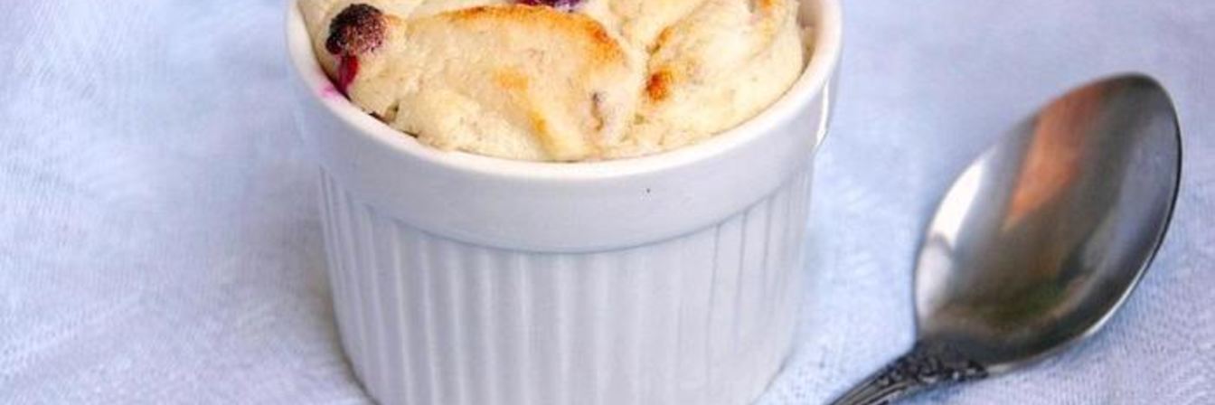 Творожно-банановое суфле с брусникой
