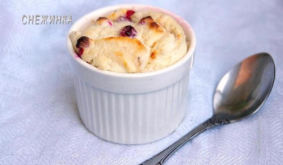 Рецепт творожно-банановое суфле с брусникой