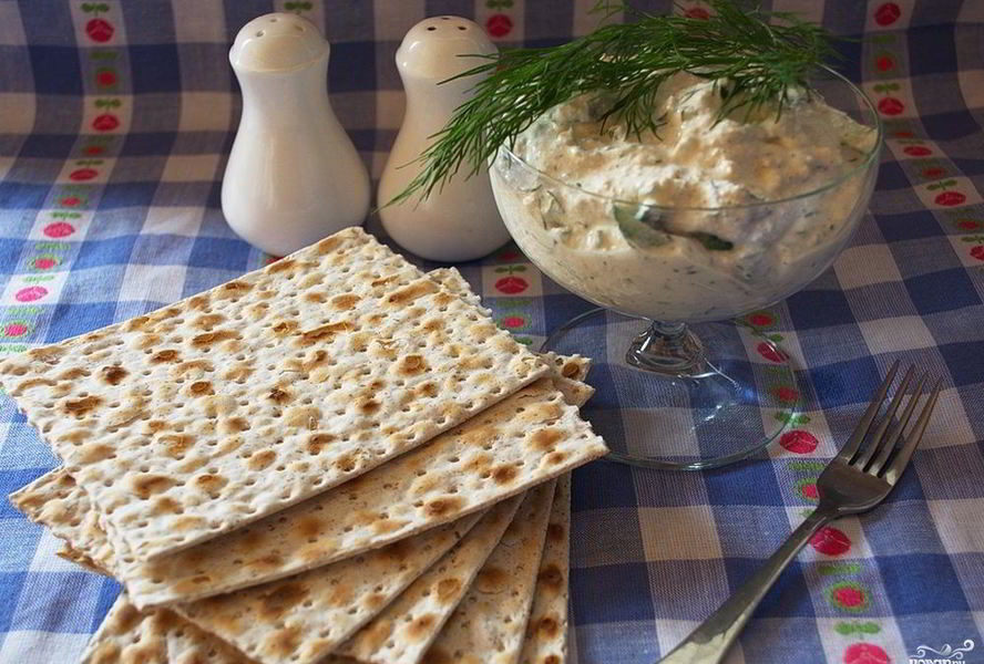 Творог с зеленью и огурцом