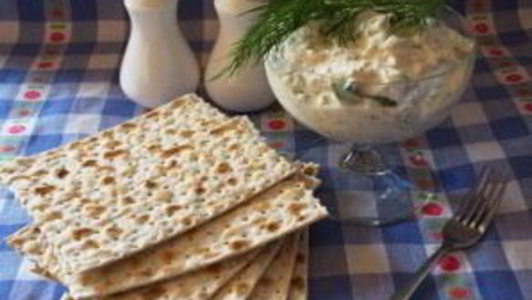 ШАГ 5. творог с зеленью и огурцом