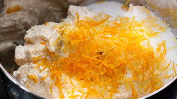 ШАГ 3. творожный пудинг с соусом из кагора