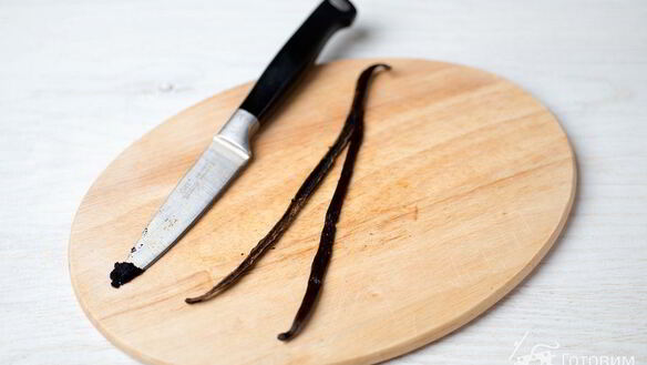 ШАГ 3. ванильная панна-котта с малиновым соусом