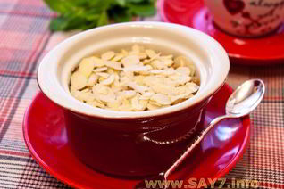 Яблоки, запеченные под штрейзелем