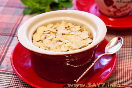 Яблоки, запеченные под штрейзелем