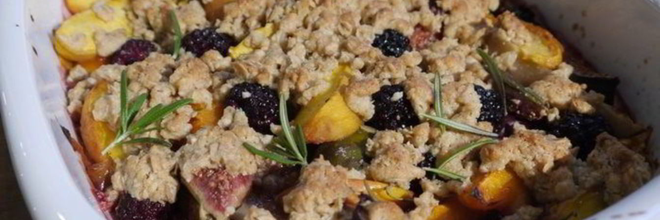 Запеченные фрукты под хрустящей корочкой